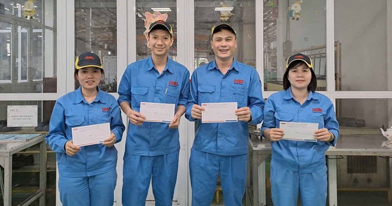 Hỗ trợ tiền xăng xe đi làm cho hơn 1.600 công nhân ở Phú Thọ